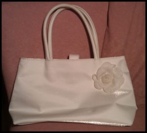 accessories body doplňky dress Get ready with me hair líčení make-up parfém perfume  ples prom šaty tělo vlasy avon alverde elf dove manufaktura 82 sunrise british victoria's secret lips rty oči eye